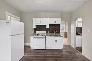 1017 Earl St, Saint Paul, MN 55106 - Photo 17