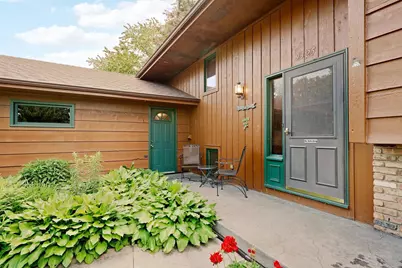 9325 31st Avenue N, New Hope, MN 55427 - Photo 5