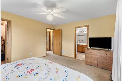 503 Chalupsky Avenue NE, New Prague, MN 56071 - Photo 27