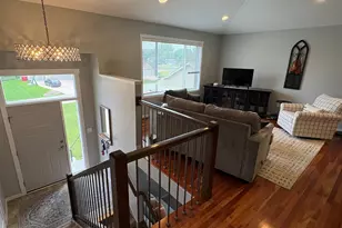 2515 Elmcroft Dr SW, Rochester, MN 55902 - Photo 5