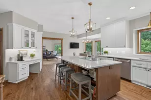 815 Promontory Pl, Eagan, MN 55123 - Photo 3