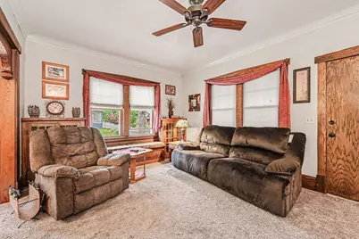 2678 8th Avenue E, North Saint Paul, MN 55109 - Photo 3