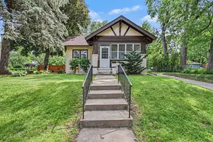2678 8th Ave E, North Saint Paul, MN 55109 - Photo 1