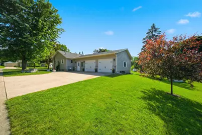 234 W McKinley Street, Owatonna, MN 55060 - Photo 3