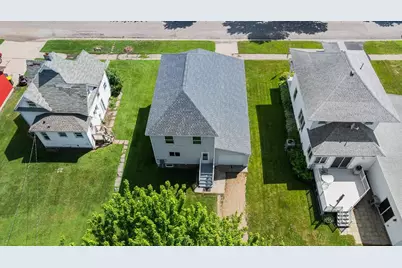 204 1st Street, Russell, MN 56169 - Photo 5
