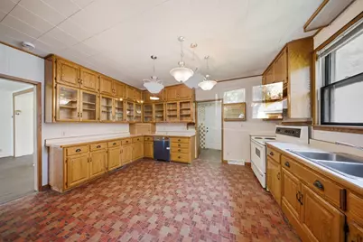42 Church Street, Houlton, WI 54082 - Photo 3