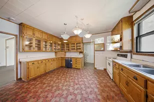 42 Church St, Houlton, WI 54082 - Photo 3