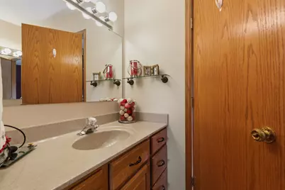 204 Allen Lane, Faribault, MN 55021 - Photo 23