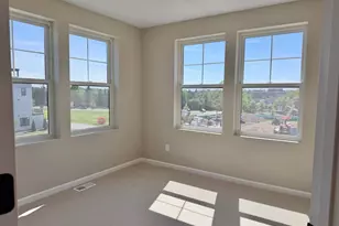 856 Woodlawn Ave, Saint Paul, MN 55116 - Photo 19