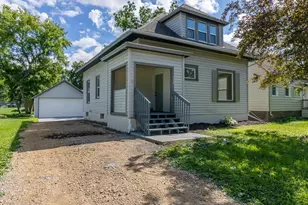 608 7th Ave SE, Waseca, MN 56093 - Photo 1