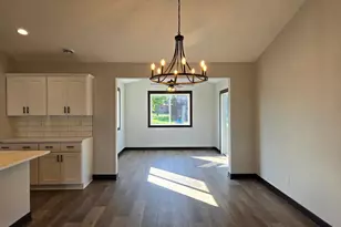 206 Barony Rd, Le Sueur, MN 56058 - Photo 7