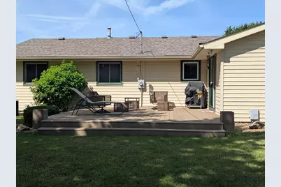 1111 Skylark Lane, Albert Lea, MN 56007 - Photo 3