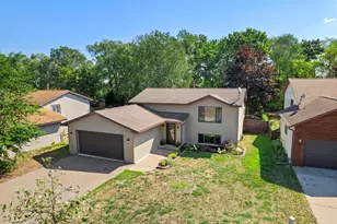 9807 Heath Ave S, Cottage Grove, MN 55016 - Photo 25