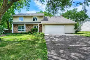 14171 Elmira Ct, Apple Valley, MN 55124 - Photo 1