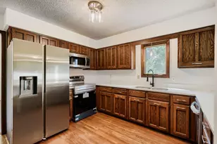 14171 Elmira Ct, Apple Valley, MN 55124 - Photo 7