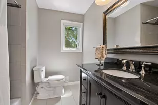 4280 Winchester Ct, Minnetonka, MN 55345 - Photo 19