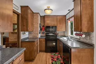 4280 Winchester Ct, Minnetonka, MN 55345 - Photo 5
