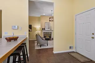 2433 Columbus Ct, Minneapolis, MN 55404 - Photo 13