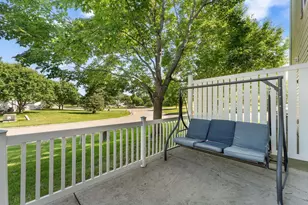 4791 Grenwich Rd N, Oakdale, MN 55128 - Photo 27
