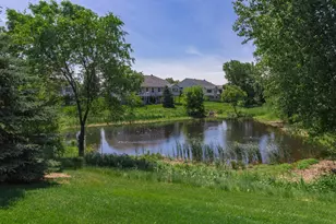 10709 Kingsfield Ln, Woodbury, MN 55129 - Photo 39