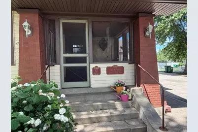 611 N Marshall Avenue, Litchfield, MN 55355 - Photo 3