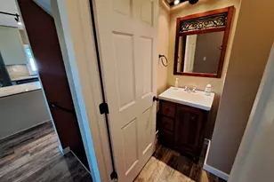 705 Glenview Dr, Albert Lea, MN 56007 - Photo 11