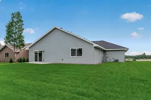7255 Hawthorne Ct, North Branch, MN 55056 - Photo 29