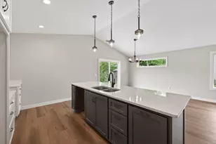 7255 Hawthorne Ct, North Branch, MN 55056 - Photo 9