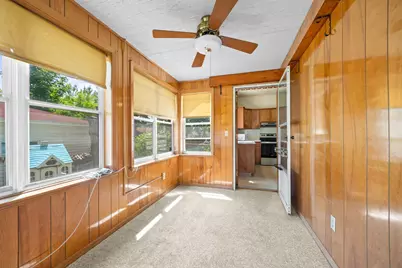 898 Western Avenue N, Saint Paul, MN 55117 - Photo 19