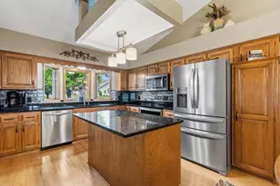 2751 Rivers Bluff Ln, Anoka, MN 55303 - Photo 5