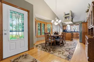 2751 Rivers Bluff Ln, Anoka, MN 55303 - Photo 3