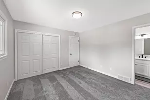 2403 18th St S, Moorhead, MN 56560 - Photo 15