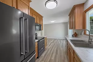 2403 18th St S, Moorhead, MN 56560 - Photo 11