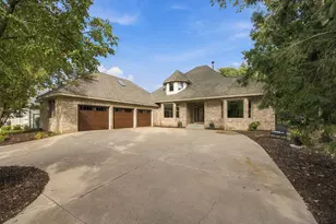 4320 Vinewood Ln N, Plymouth, MN 55442 - Photo 1