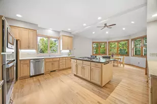 4320 Vinewood Ln N, Plymouth, MN 55442 - Photo 15
