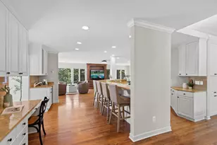 7011 Willow Creek Rd, Eden Prairie, MN 55344 - Photo 15