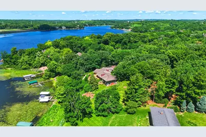 7011 Willow Creek Road, Eden Prairie, MN 55344 - Photo 3