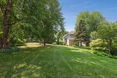 10441 Lee Drive, Eden Prairie, MN 55347 - Photo 45