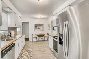 2402 Broadway N, Fargo, ND 58102 - Photo 13