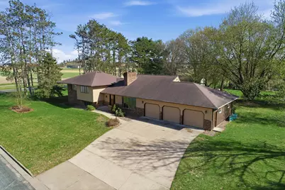 2932 N Plum Tree Circle, Menomonie, WI 54751 - Photo 3