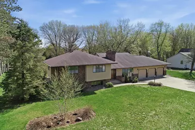 2932 N Plum Tree Circle, Menomonie, WI 54751 - Photo 3