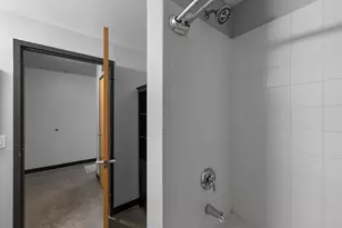 730 N 4th St, Minneapolis, MN 55401 - Photo 17