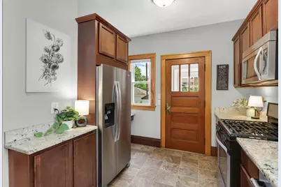 1202 Thomas Avenue, Saint Paul, MN 55104 - Photo 15