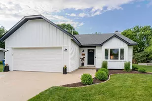 205 11th St N, Sartell, MN 56377 - Photo 1