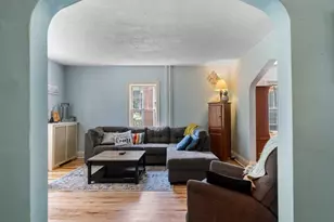 665 5th St E, Saint Paul, MN 55106 - Photo 15