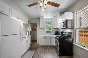 665 5th St E, Saint Paul, MN 55106 - Photo 13