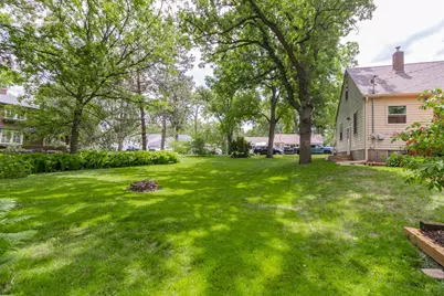 2087 Eldridge Avenue E, North Saint Paul, MN 55109 - Photo 27