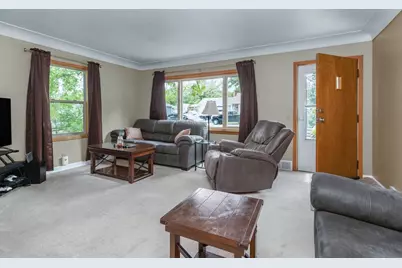 2087 Eldridge Avenue E, North Saint Paul, MN 55109 - Photo 5