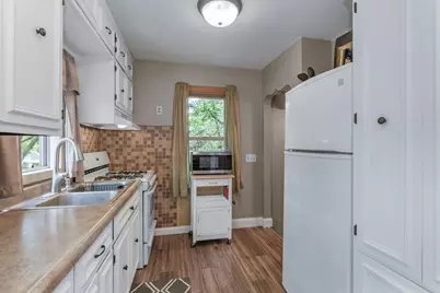 2087 Eldridge Avenue E, North Saint Paul, MN 55109 - Photo 9