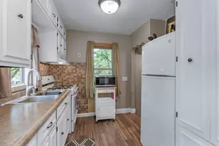 2087 Eldridge Ave E, North Saint Paul, MN 55109 - Photo 9